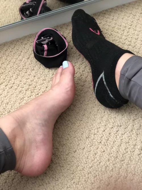 you know i had an intense workout when there's an imprint left by my sock π
