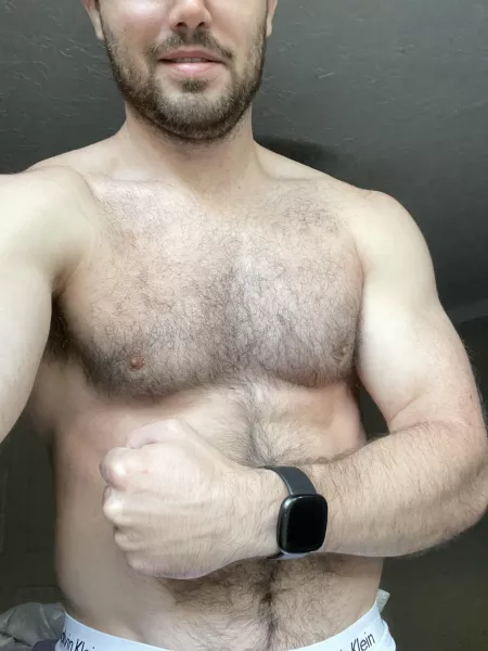 You know what time it is- forearm flex time You know what time it is- forearm flex time