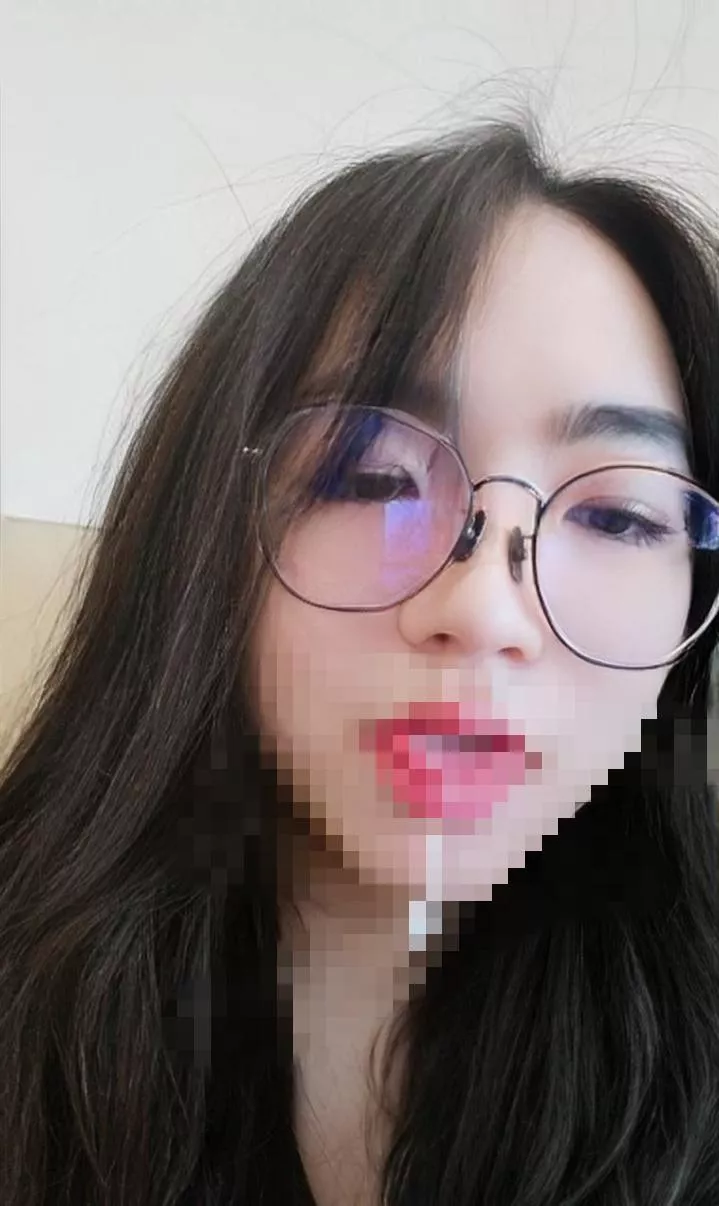 You know what's better than a mouth full of cum... Nothing really~~