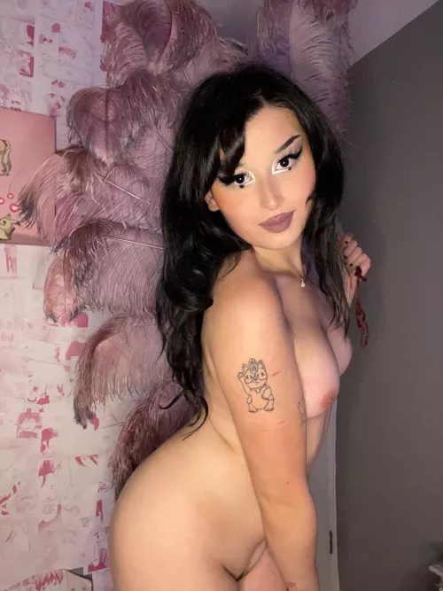 You like a nice tease bb? 😈