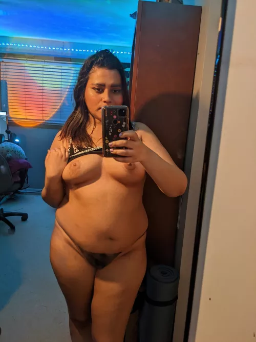 You like thick brown girls?