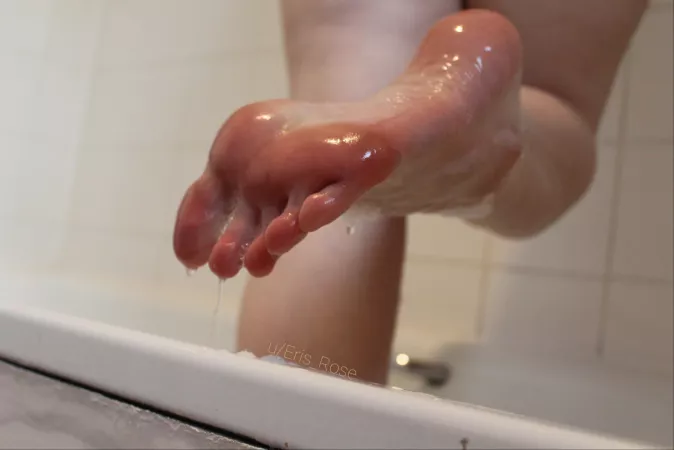 You like your feet dripping wet? You like your feet dripping wet?