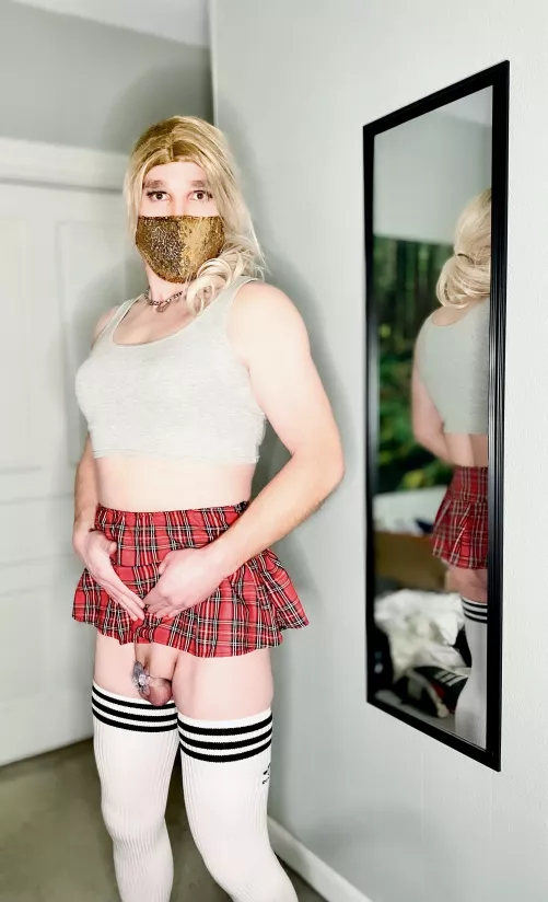 You need a bad girl to blow your mind You need a bad girl to blow your mind