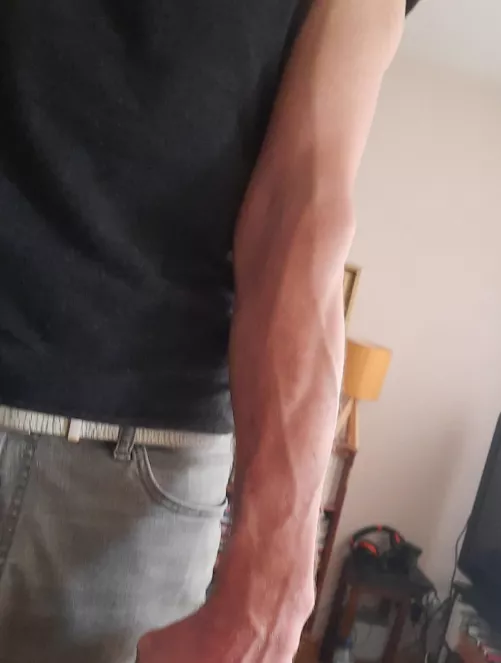 You put your left arm in... You put your left arm in...