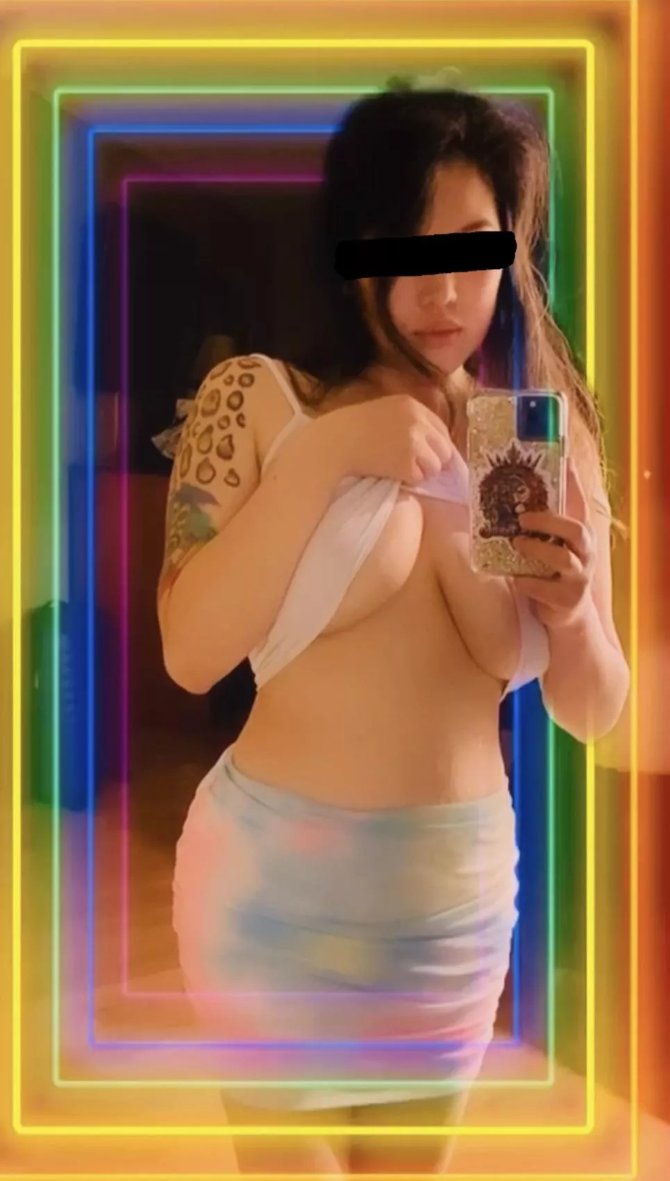 You should come through tonight, I’m chilling on the west side boo 💋