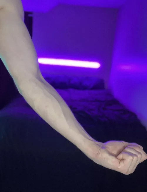 You should see my forearms after a workout You should see my forearms after a workout