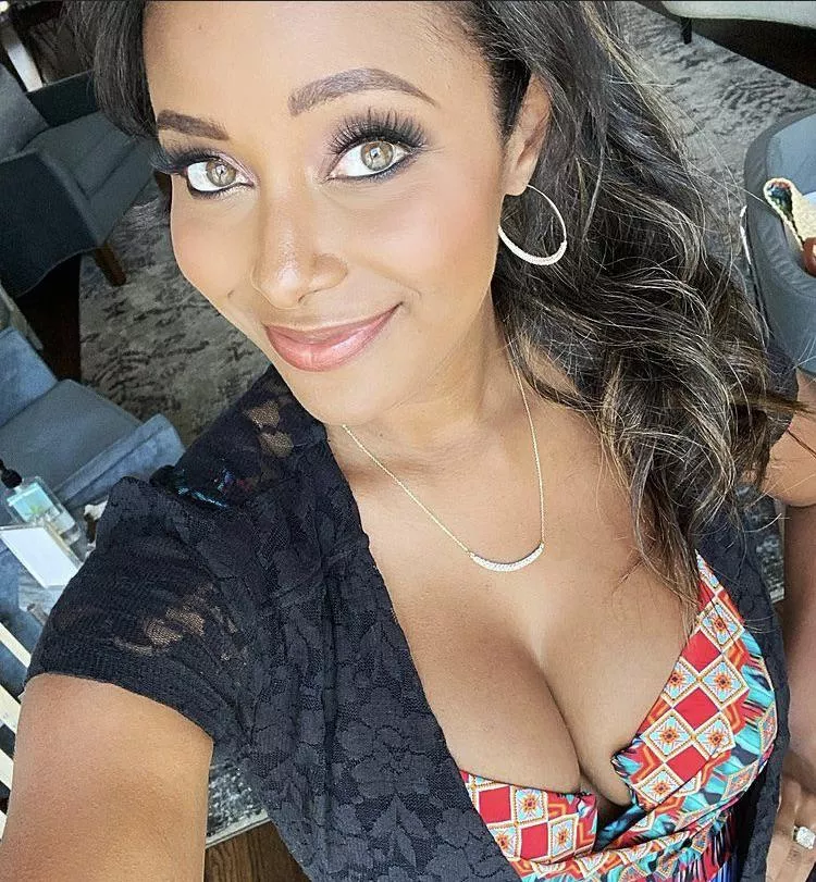 You think brandi likes black dick? You think brandi likes black dick?
