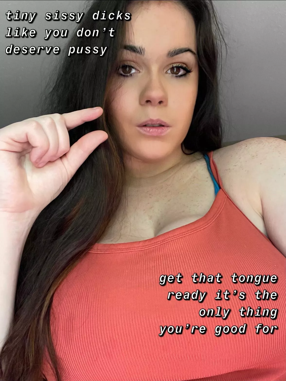 you thought i’d let you inside of me? 😂 just kneel down and get to work you thought i’d let you inside of me? 😂 just kneel down and get to work