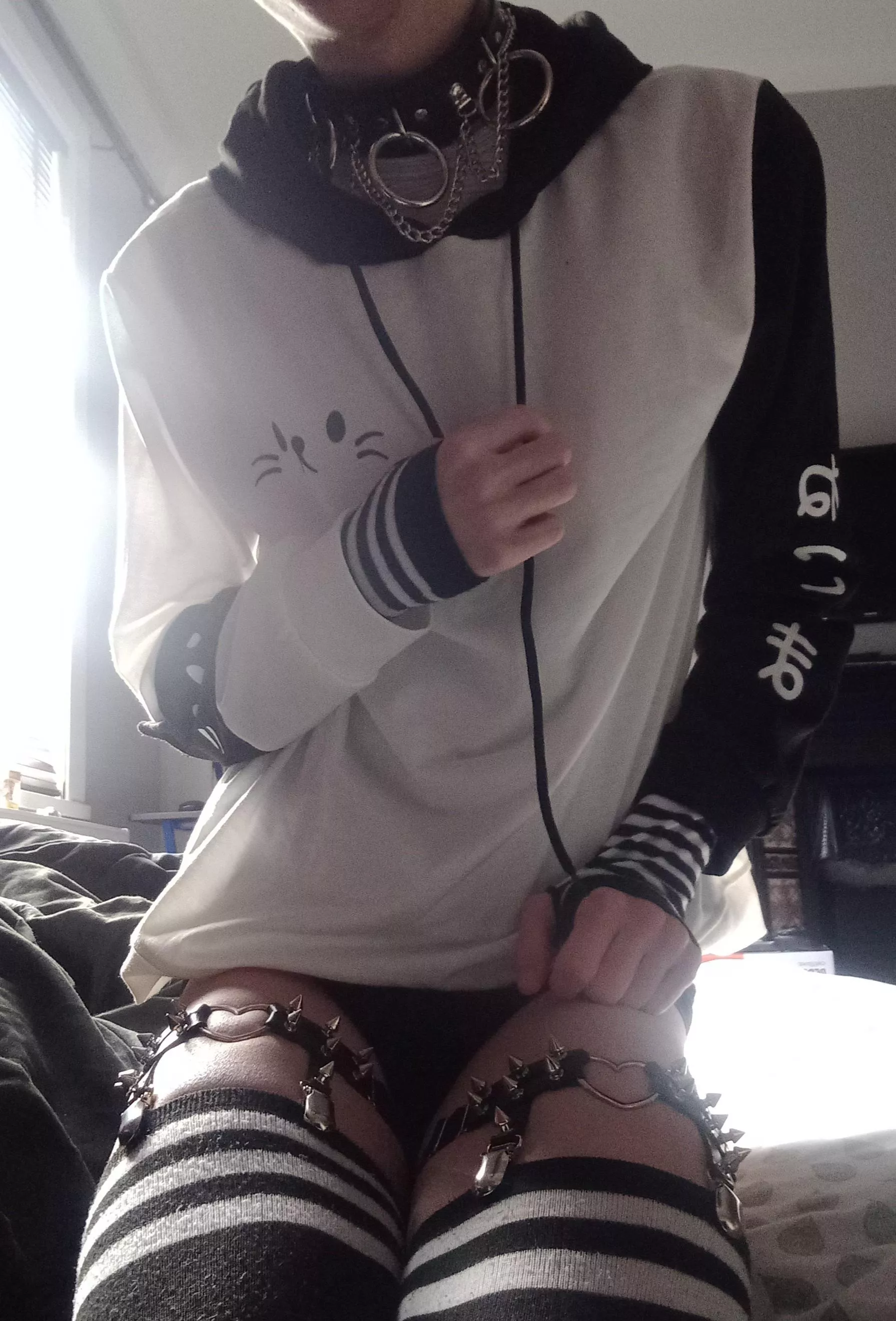 you wake up and see this, wyd?