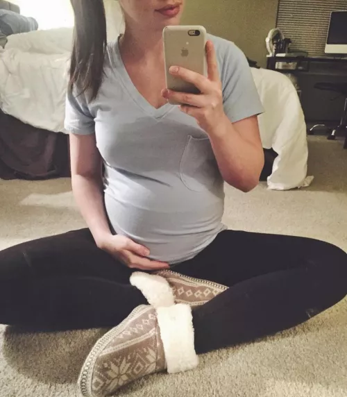You warm cum got me so pregnant ๐ฅฐ You warm cum got me so pregnant ๐ฅฐ