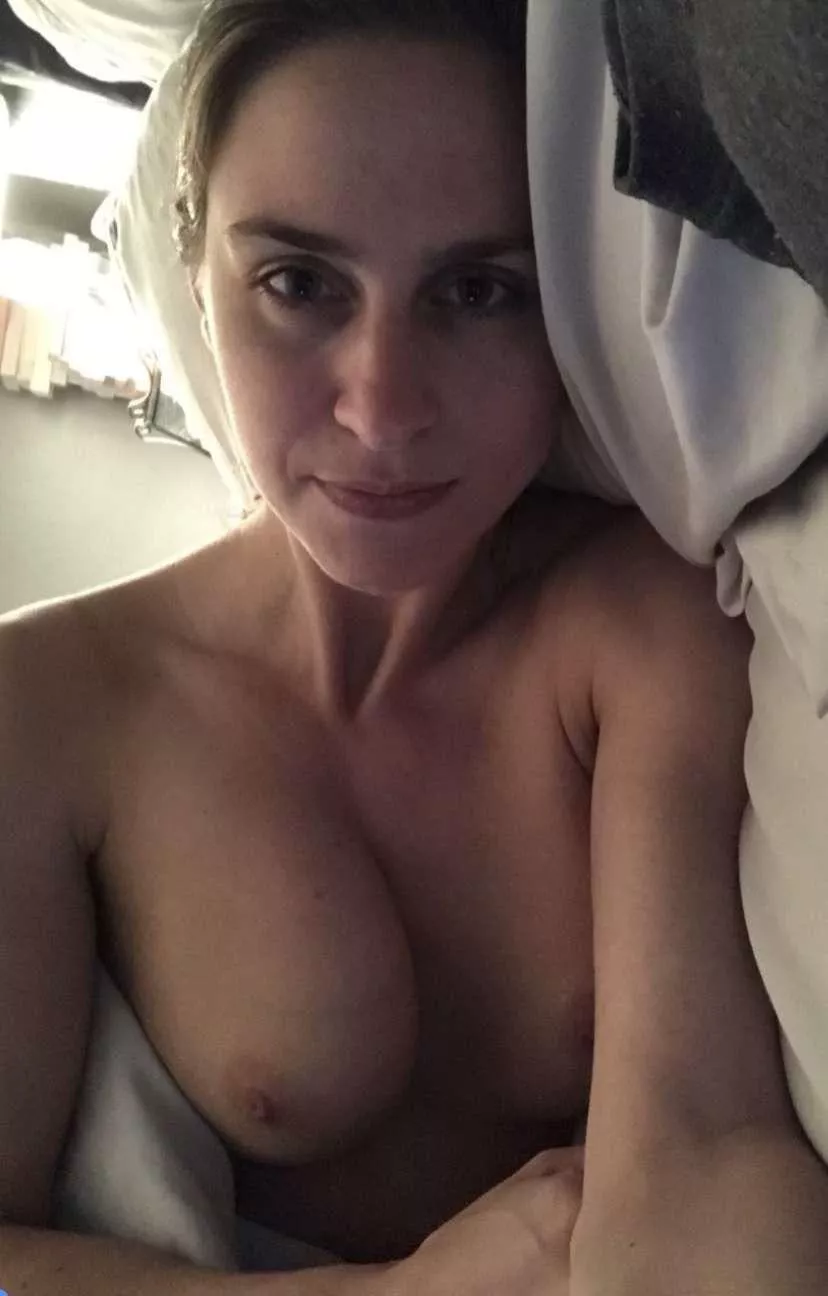 You were all so nice! Here’s another picture. Thank you so much!! ;) (f) You were all so nice! Here’s another picture. Thank you so much!! ;) (f)