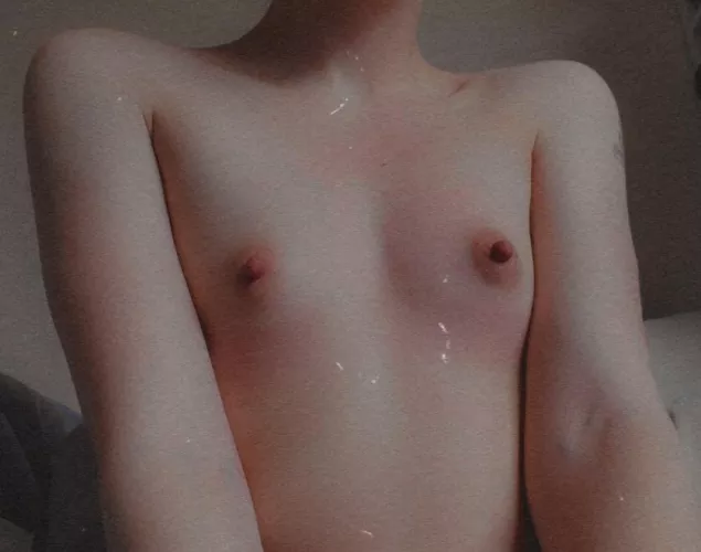 your daily titty pic 😘