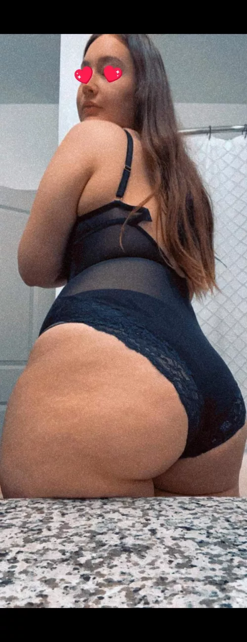 Your face is my chair 😏