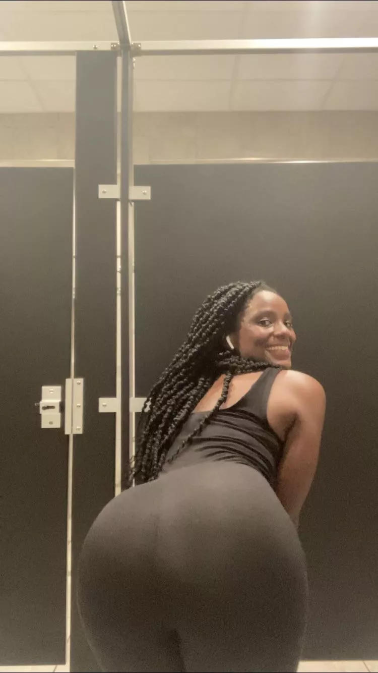 Your fav ebony babe Your fav ebony babe