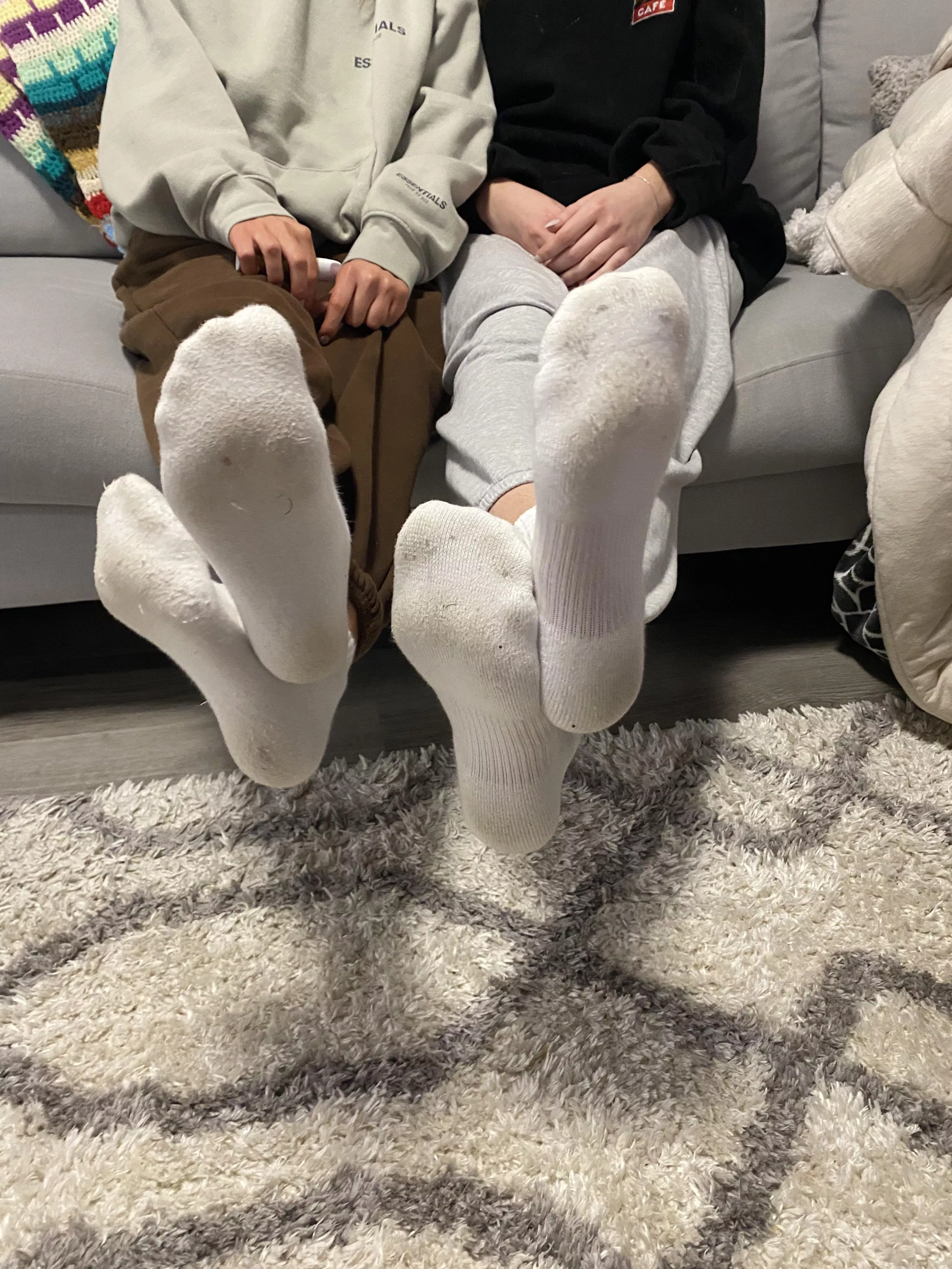 Your favourite sisters are back! 🇨🇦🇨🇦 Your favourite sisters are back! 🇨🇦🇨🇦