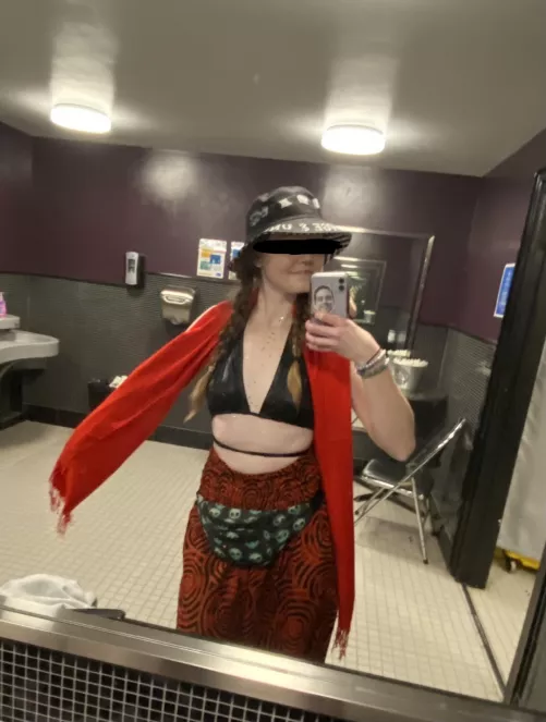 Your fellow headbanger ♥️