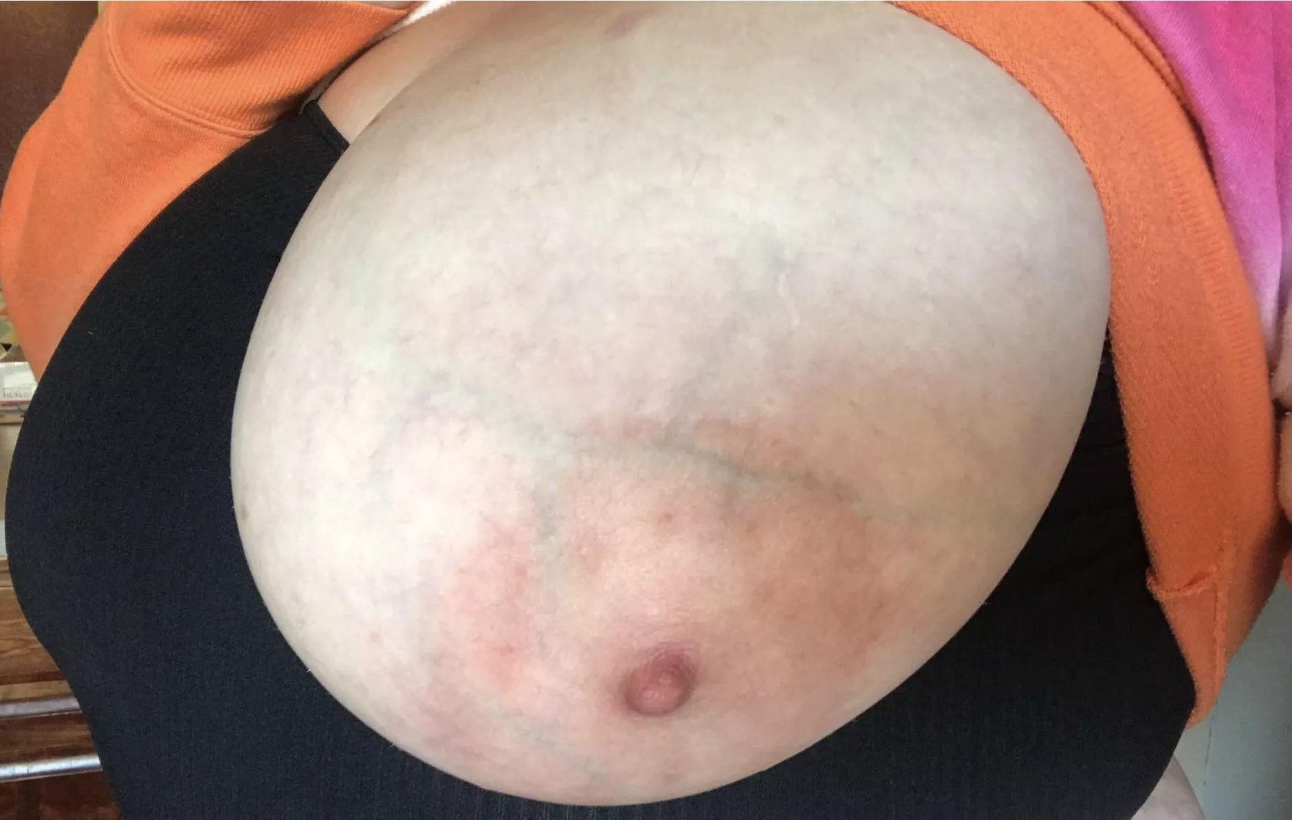 Your lips smudging all my makeup.. Kicking both my heels off.. Come and pin me down 😈 Your lips smudging all my makeup.. Kicking both my heels off.. Come and pin me down 😈