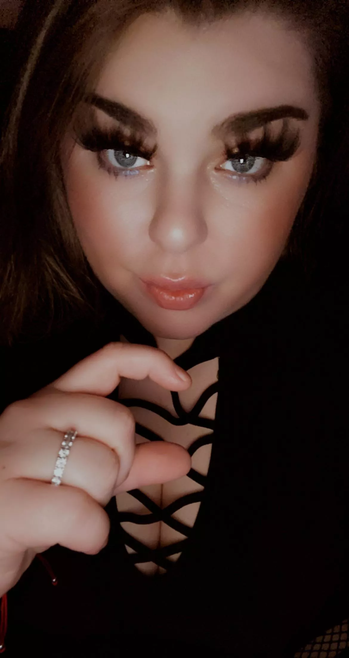 Your tiny dicks make me laugh with all my friends [domme]