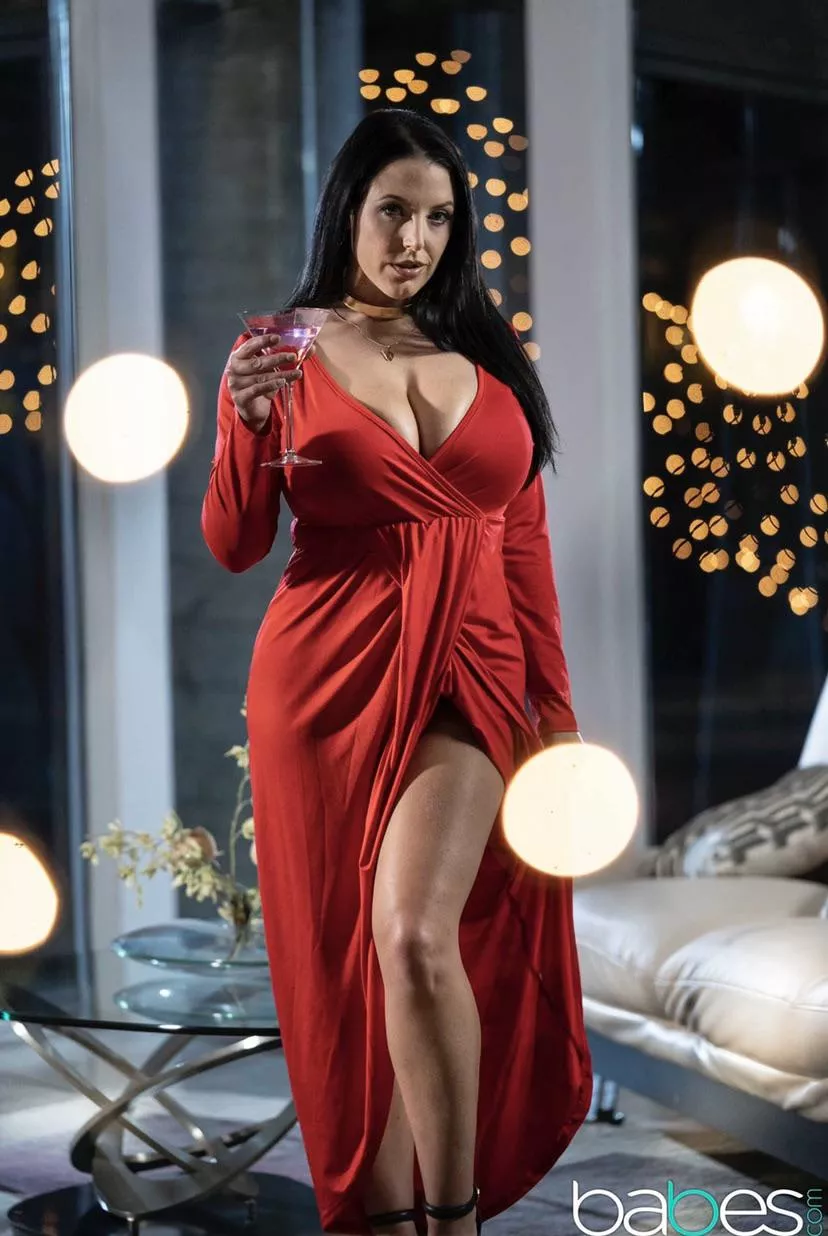 You’re going on a date with Angela White and you arrive at her house to find her wearing this. What do you do?