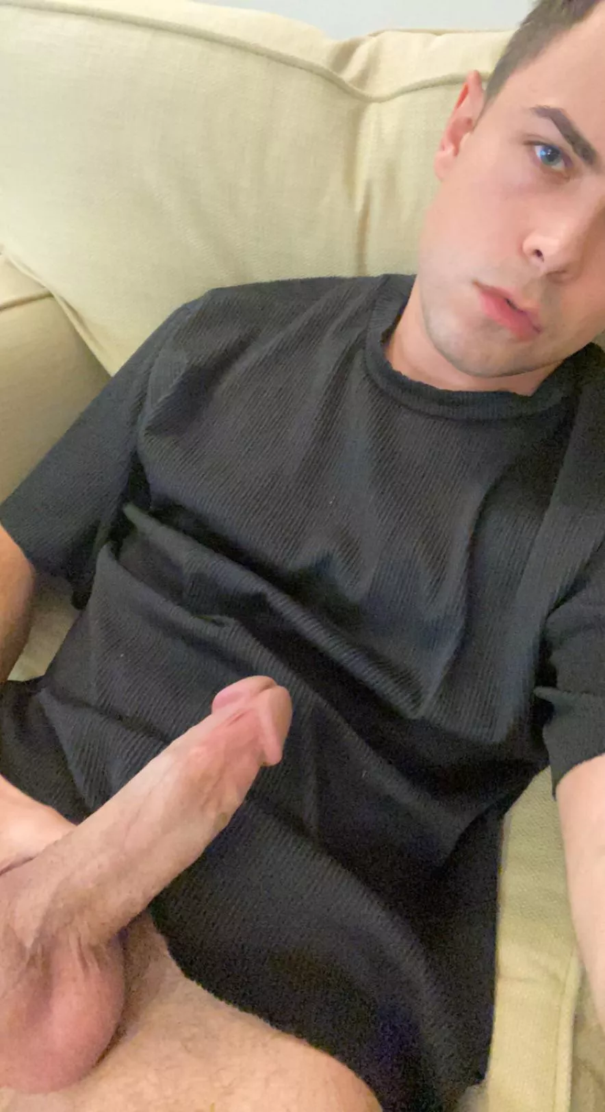 Youโre just going to scroll down without saying โhowdyโ ๐ค ? Youโre just going to scroll down without saying โhowdyโ ๐ค ?