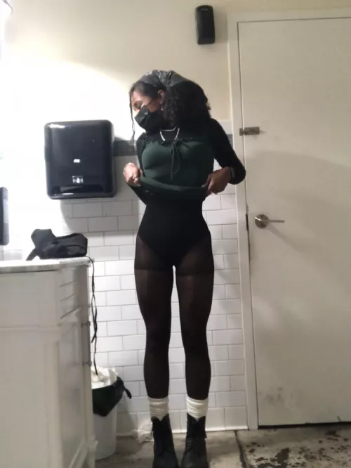 Youβve got me lifting my skirt