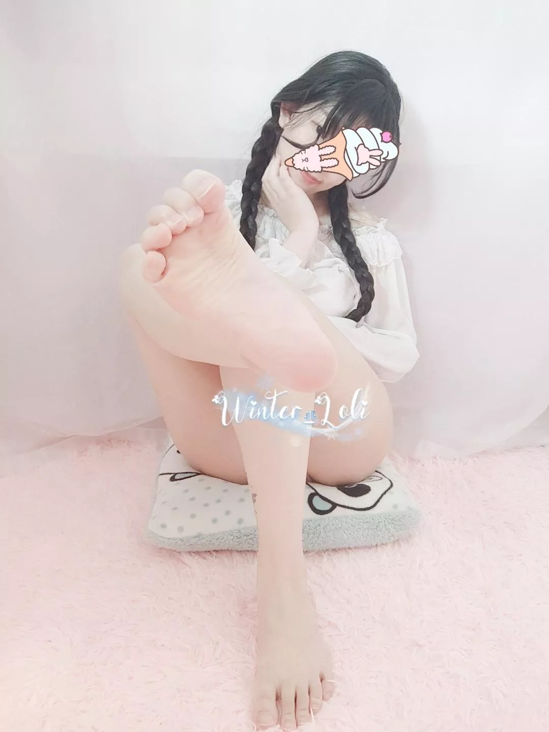 yummy hotty asian feet yummy hotty asian feet