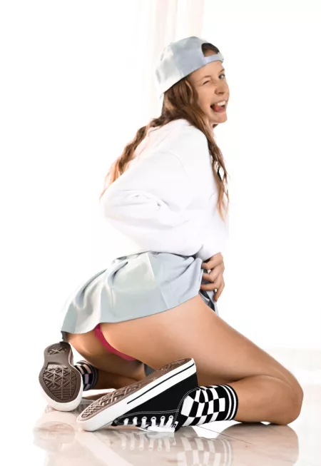 Yummy views.. of course keeping the sneakers on 🤓