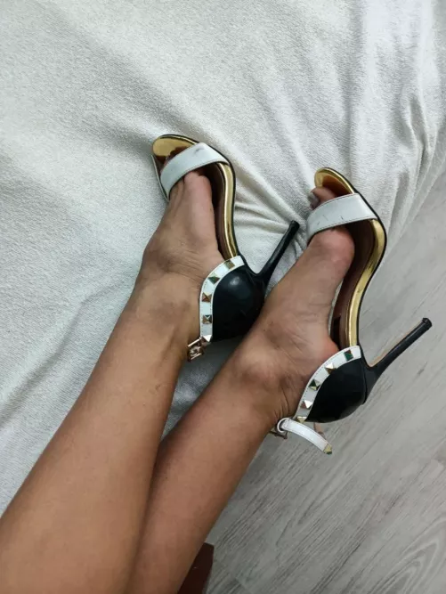 Zulema's Tuesday highheels photo
